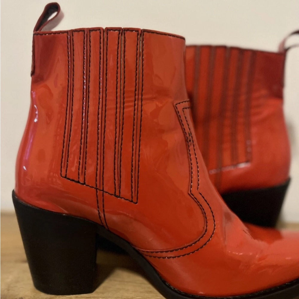 GANNI Callie Western Chelsea Boots Red Patent Leather Sz 38 US 7 7.5 G118 - Picture 8 of 16